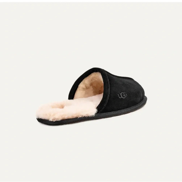 NWOT uggs men’s scuff black suede slippers - Picture 4 of 9